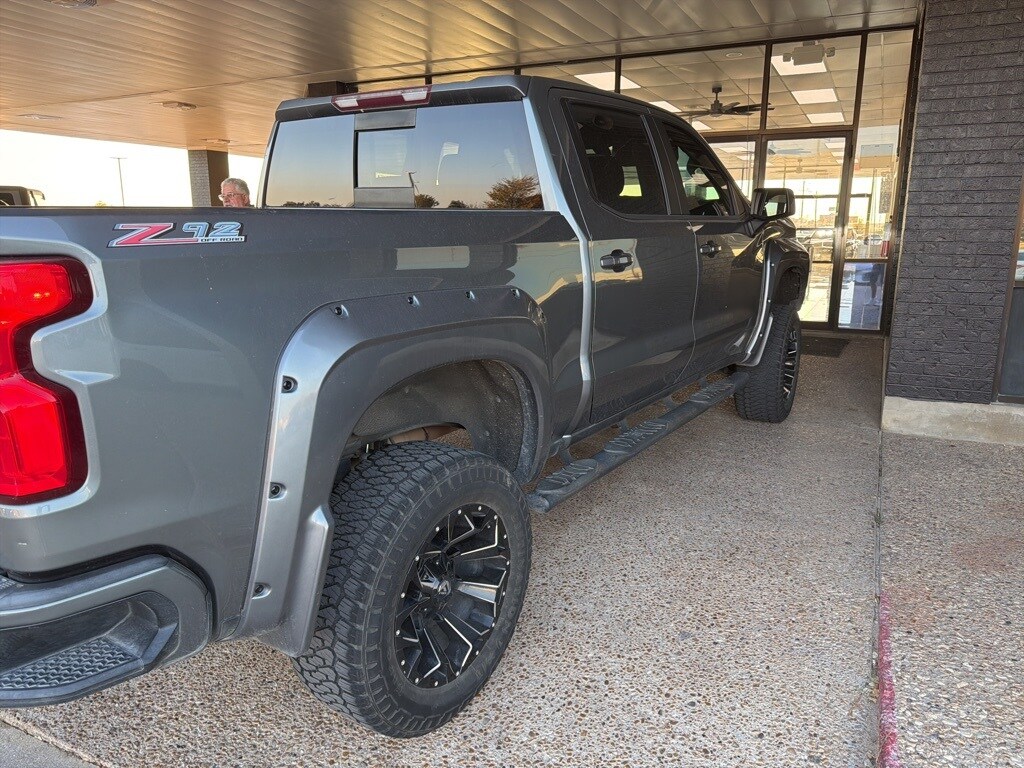 2020 Chevrolet Silverado 1500 RST photo 4