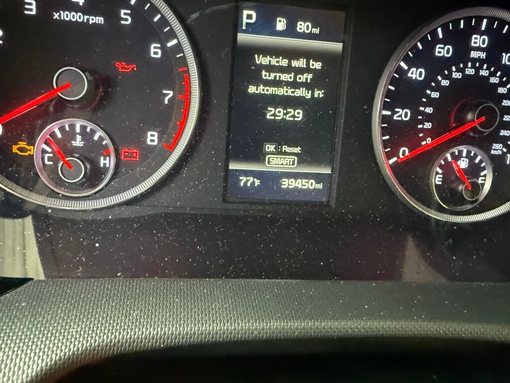 2023 Kia K5 GT-Line photo 3