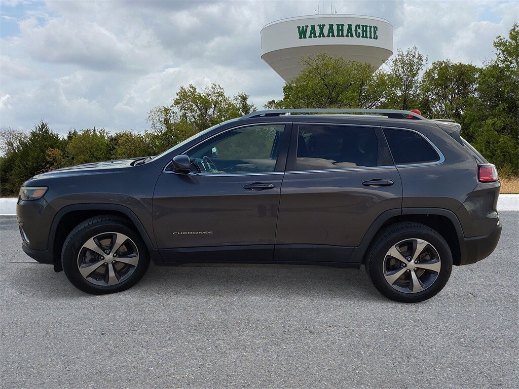 2019 Jeep Cherokee Limited photo 2