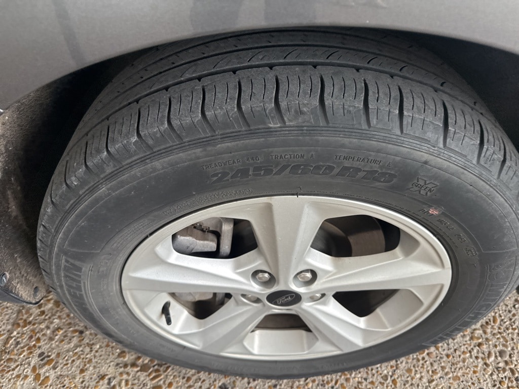 Used 2023 Ford Edge SE SUV