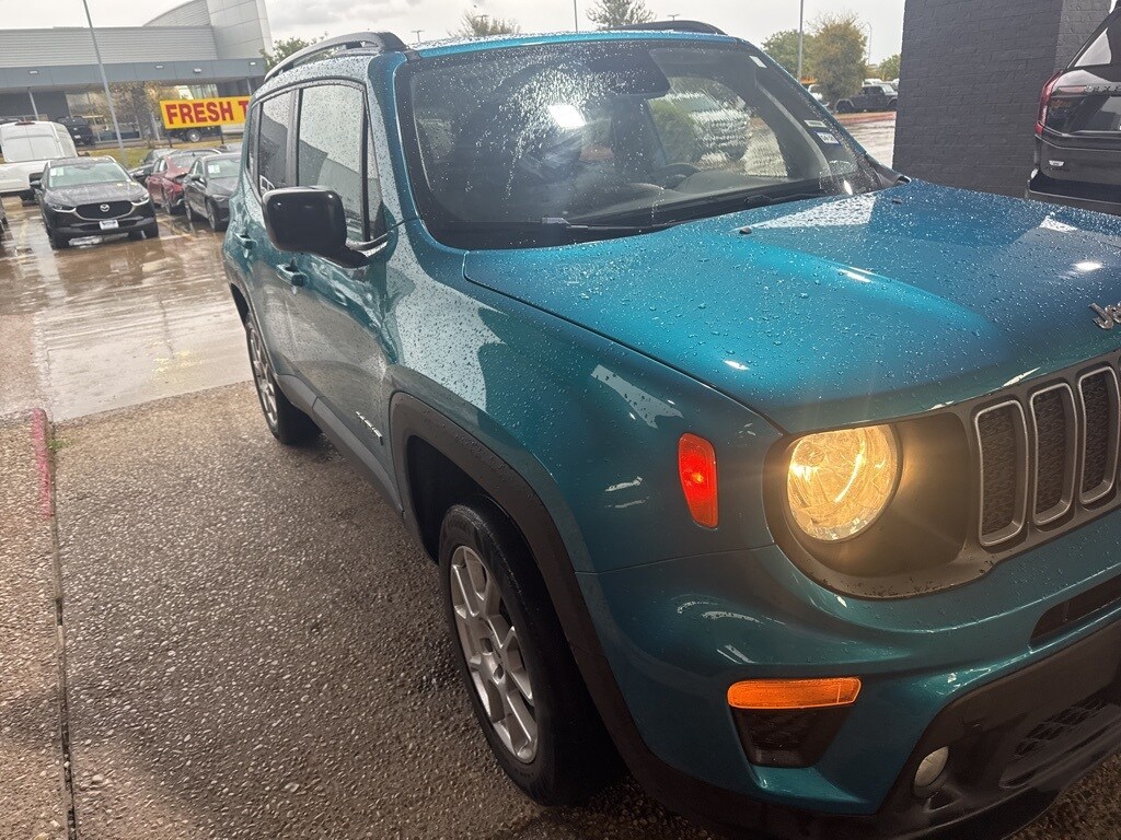 Used 2022 Jeep Renegade Latitude SUV