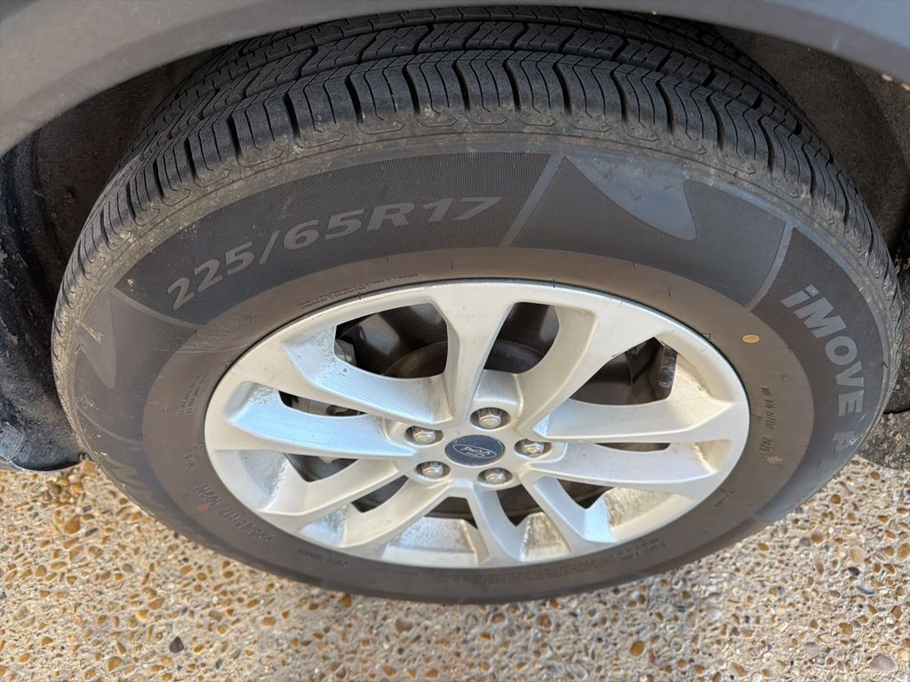 Used 2020 Ford Escape SE SUV