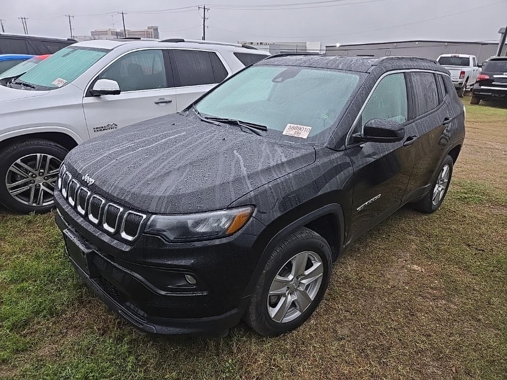 2022 Jeep Compass Latitude's photo