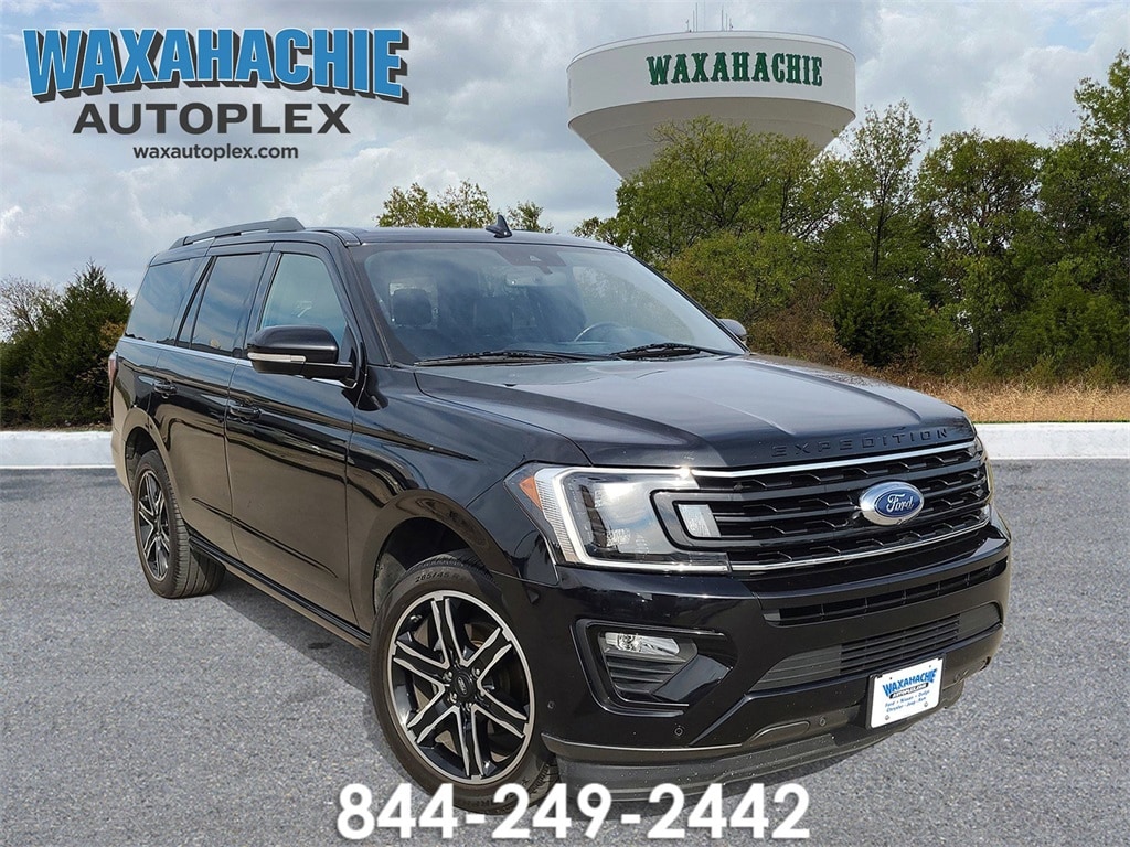 2021 Ford Expedition Limited's photo