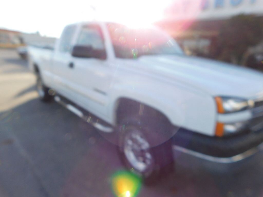 Used 2005 Chevrolet Silverado 2500 HD LS Truck