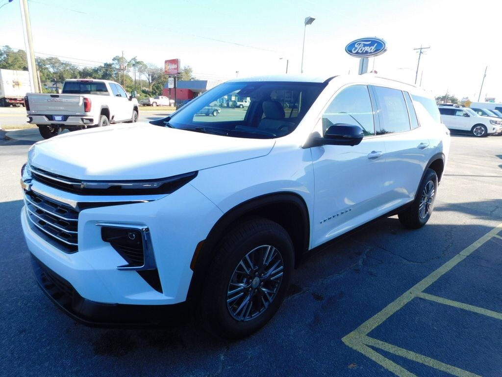 New 2026 Chevrolet Traverse LT SUV