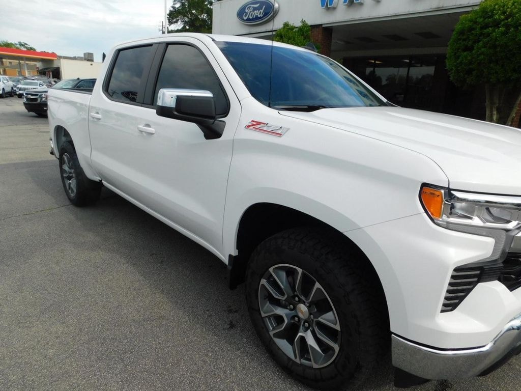 New 2026 Chevrolet Silverado 1500 LT Truck