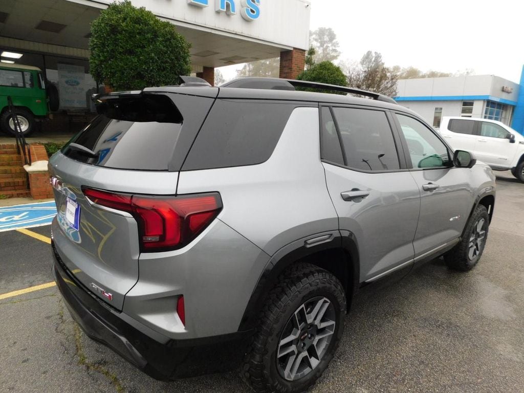 2026 GMC Terrain AT4 - Photo 8