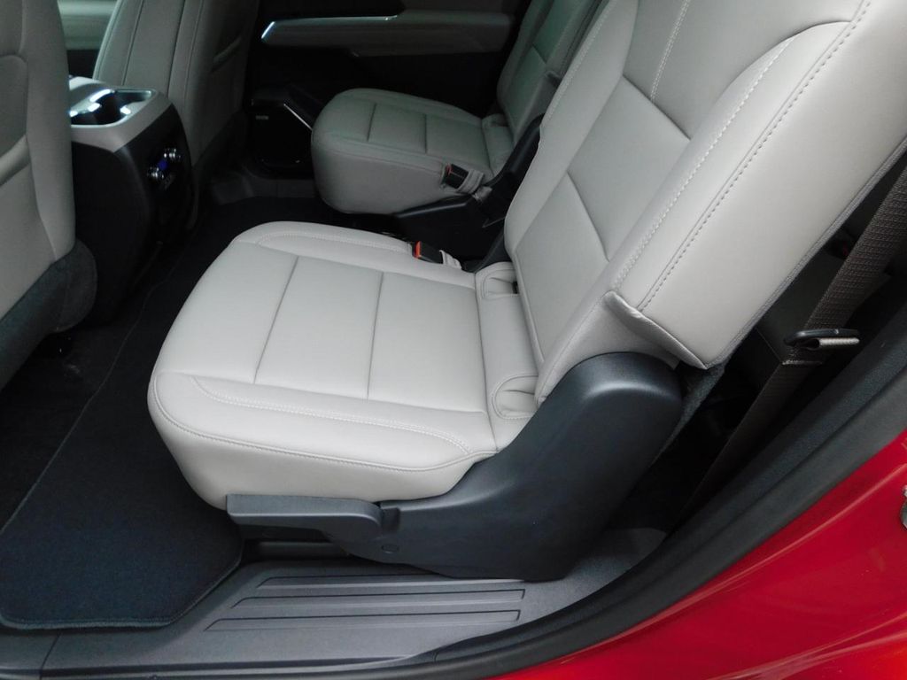 2026 GMC Acadia Elevation - Photo 25
