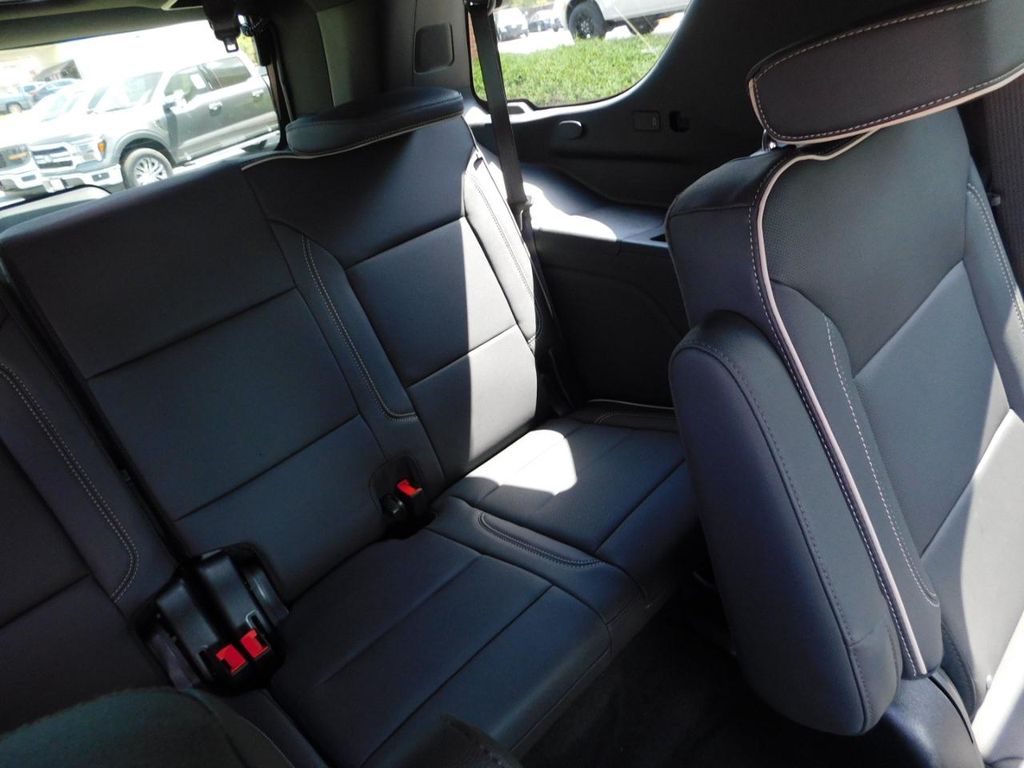 2026 Chevrolet Tahoe Premier - Photo 19
