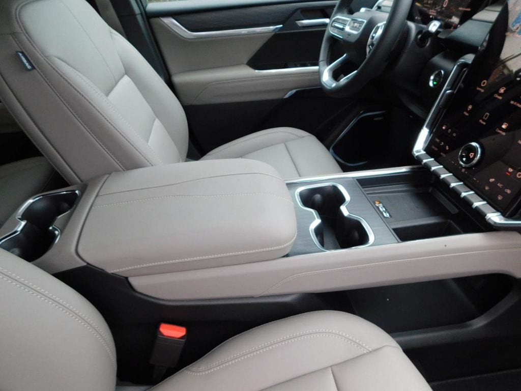 2026 GMC Acadia Elevation - Photo 21