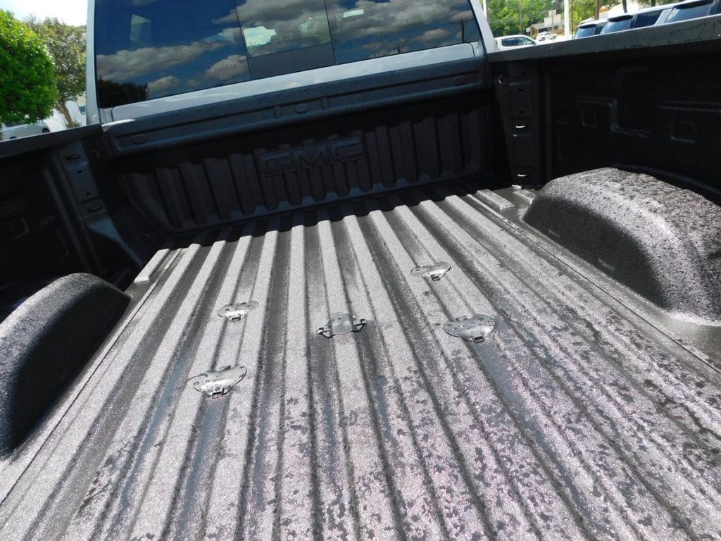 2026 GMC Sierra 2500HD SLT - Photo 10