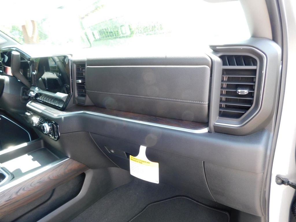 2026 GMC Sierra 2500HD SLT - Photo 26