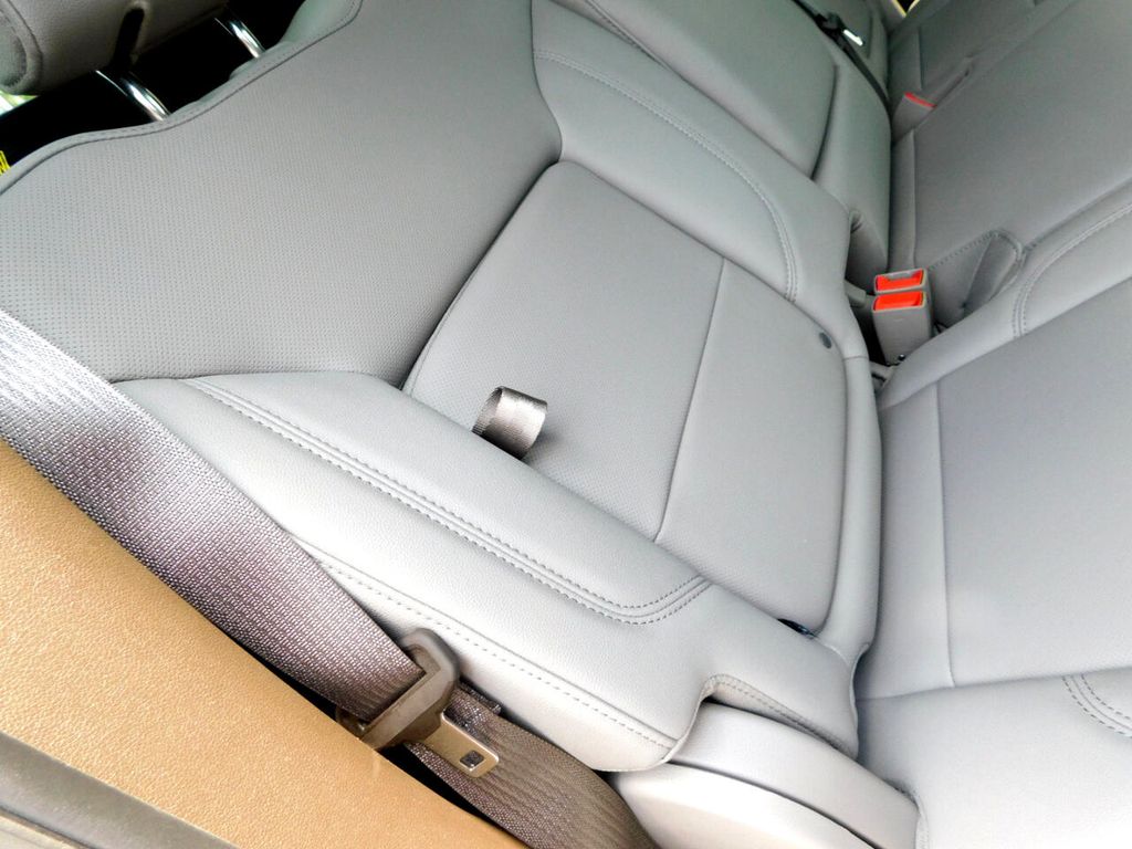 2025 GMC Sierra 2500HD SLT - Photo 17
