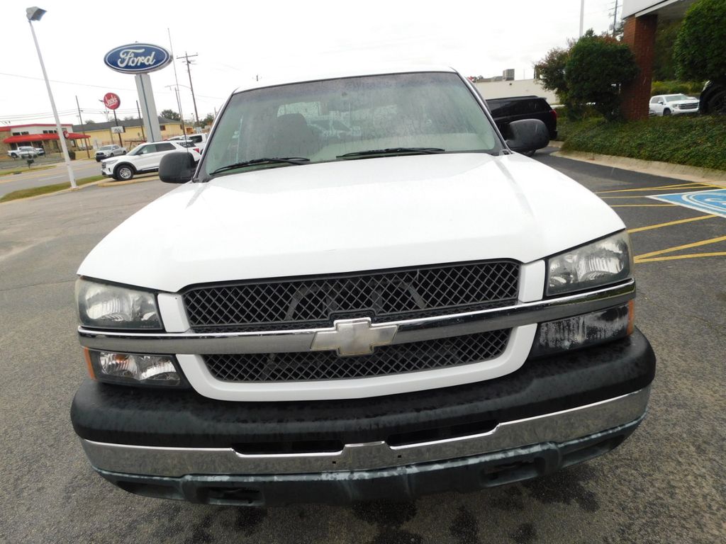 2003 Chevrolet Silverado 1500 LS photo 3