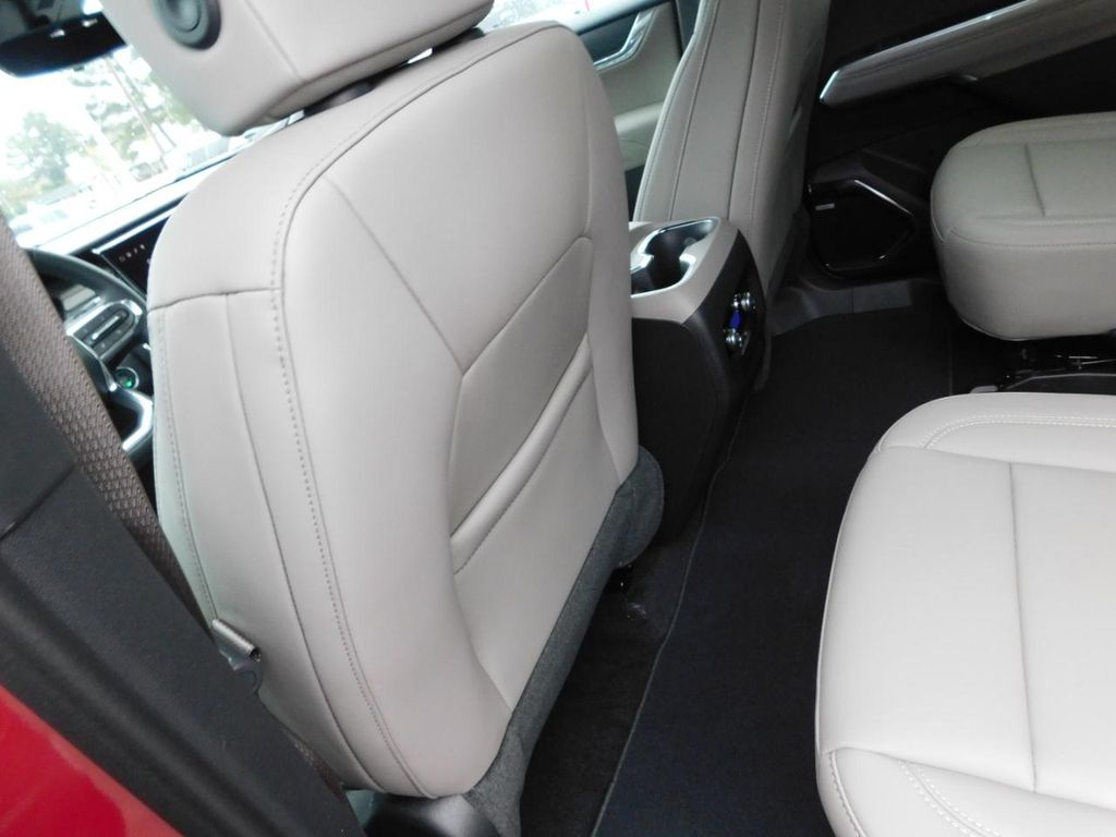 2026 GMC Acadia Elevation - Photo 27