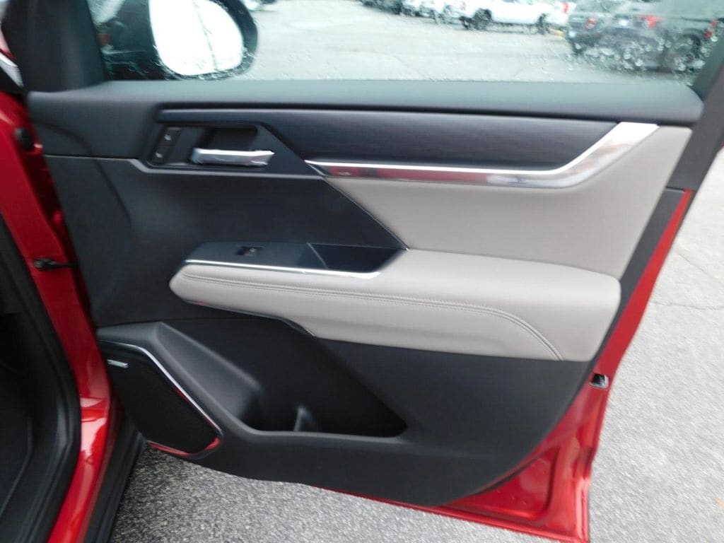 2026 GMC Acadia Elevation - Photo 17