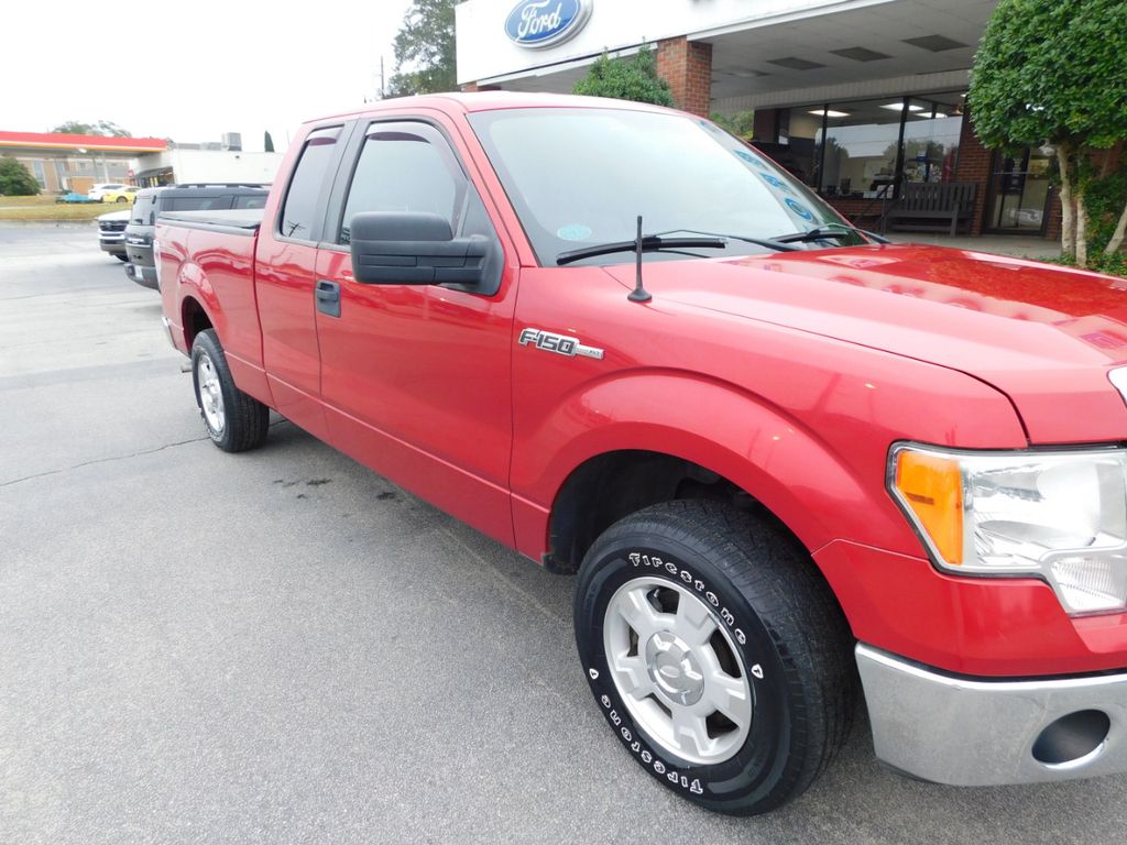 2012 Ford F-150 XLT photo 2