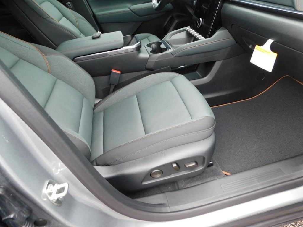2026 GMC Terrain AT4 - Photo 18