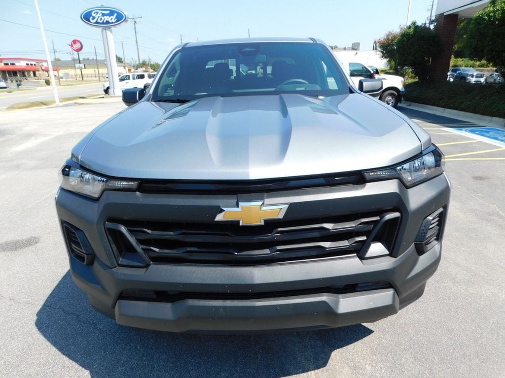 New 2025 Chevrolet Colorado WT/LT Truck