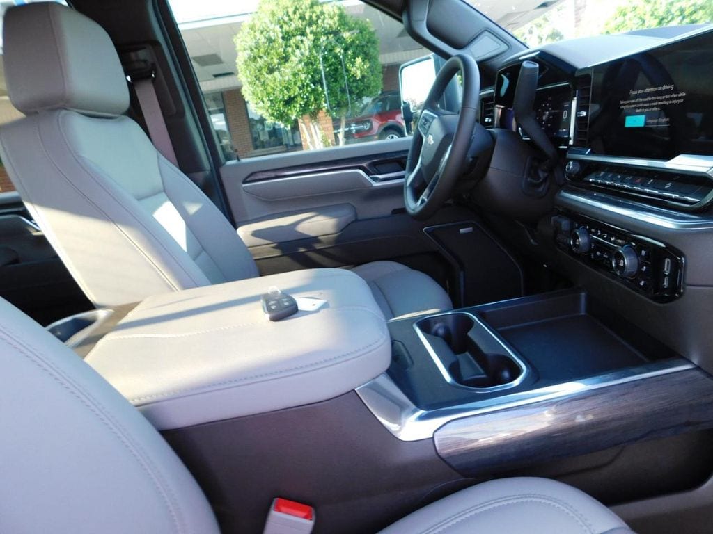 2026 Chevrolet Silverado 2500 HD LTZ - Photo 29