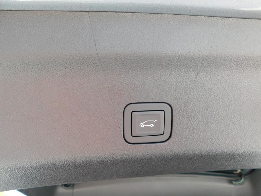 2026 Chevrolet Tahoe Premier - Photo 27