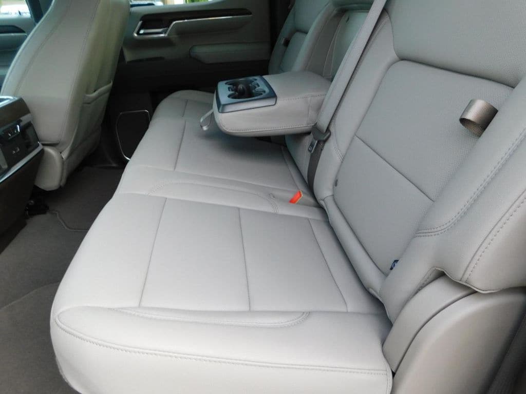 2026 GMC Sierra 1500 SLT - Photo 28