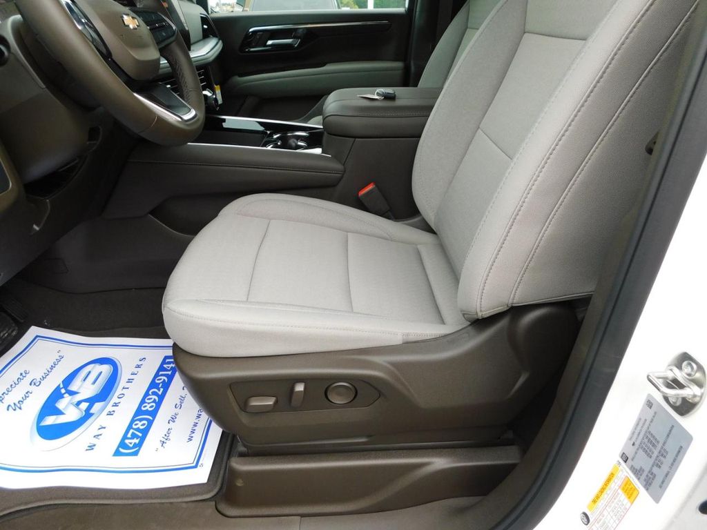 2026 Chevrolet Tahoe LS - Photo 32