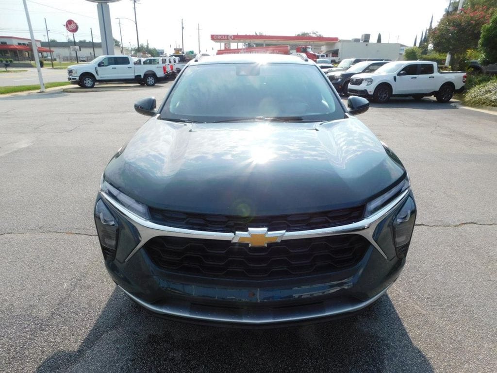 New 2026 Chevrolet Trax LT SUV