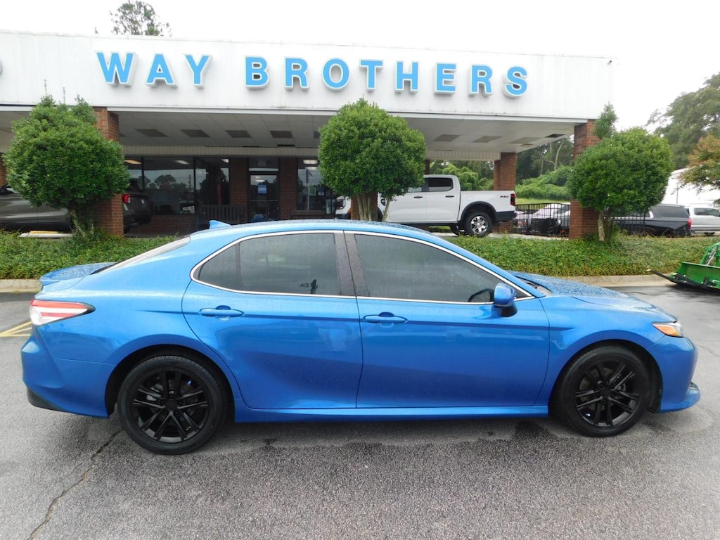 Used 2020 Toyota Camry LE