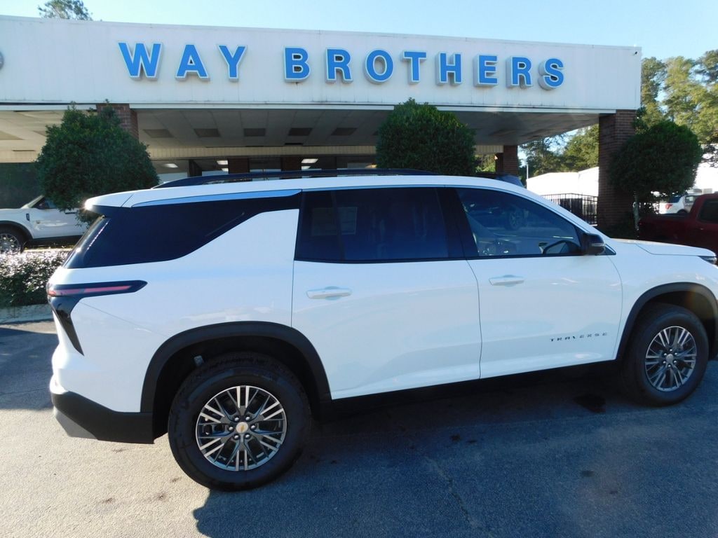 New 2026 Chevrolet Traverse LT SUV