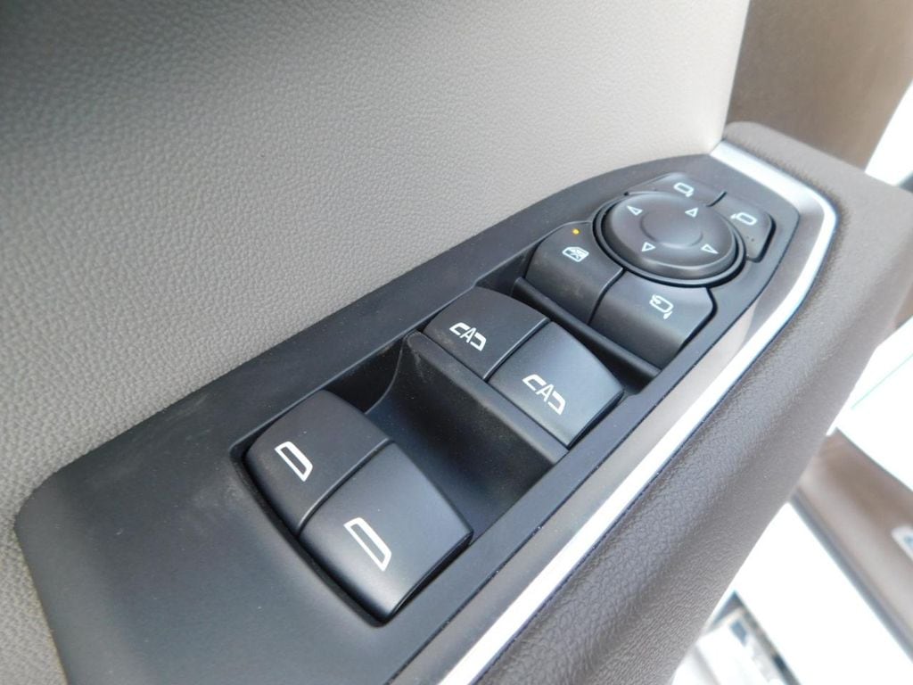 2026 GMC Sierra 1500 SLT - Photo 31