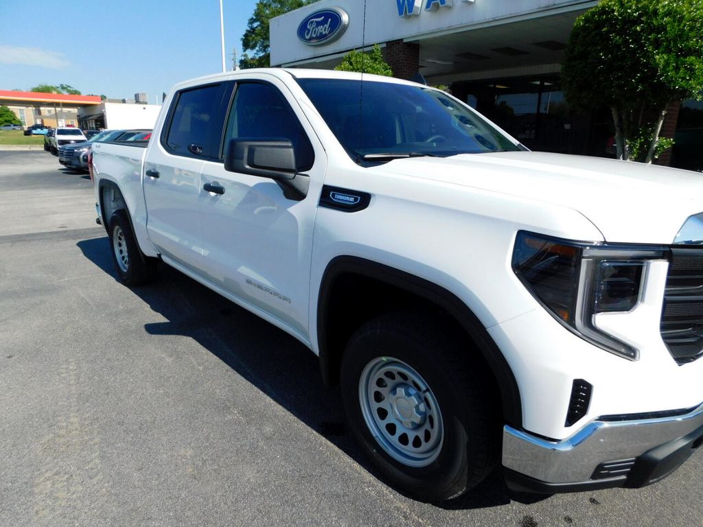 2025 Gmc Sierra 1500 Pro photo 2