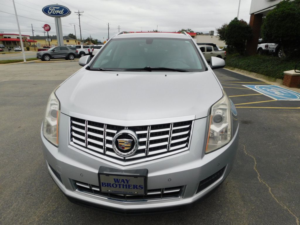 2015 Cadillac SRX Luxury photo 3