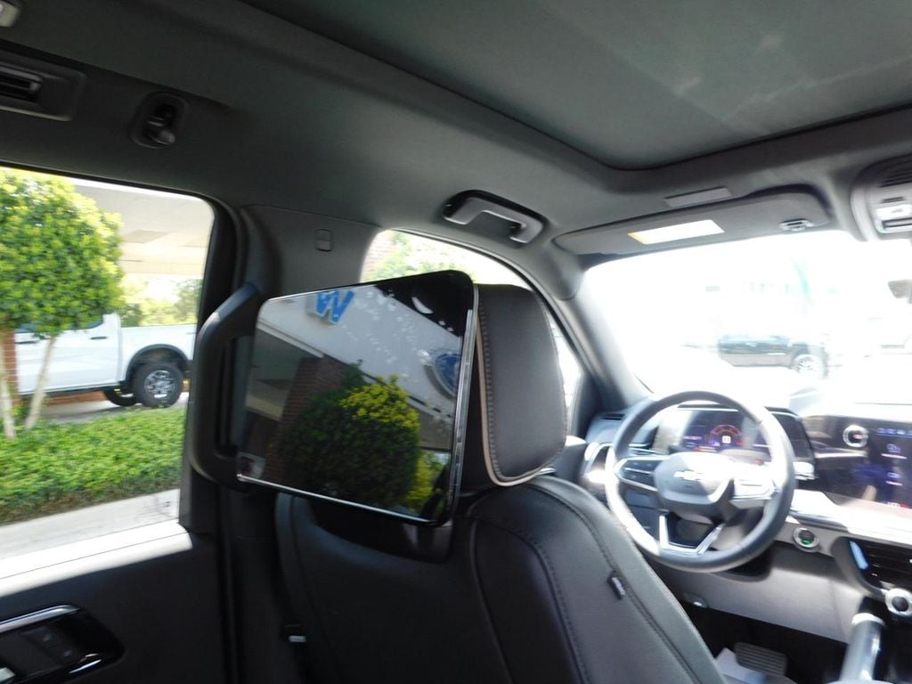 2026 Chevrolet Tahoe Premier - Photo 17