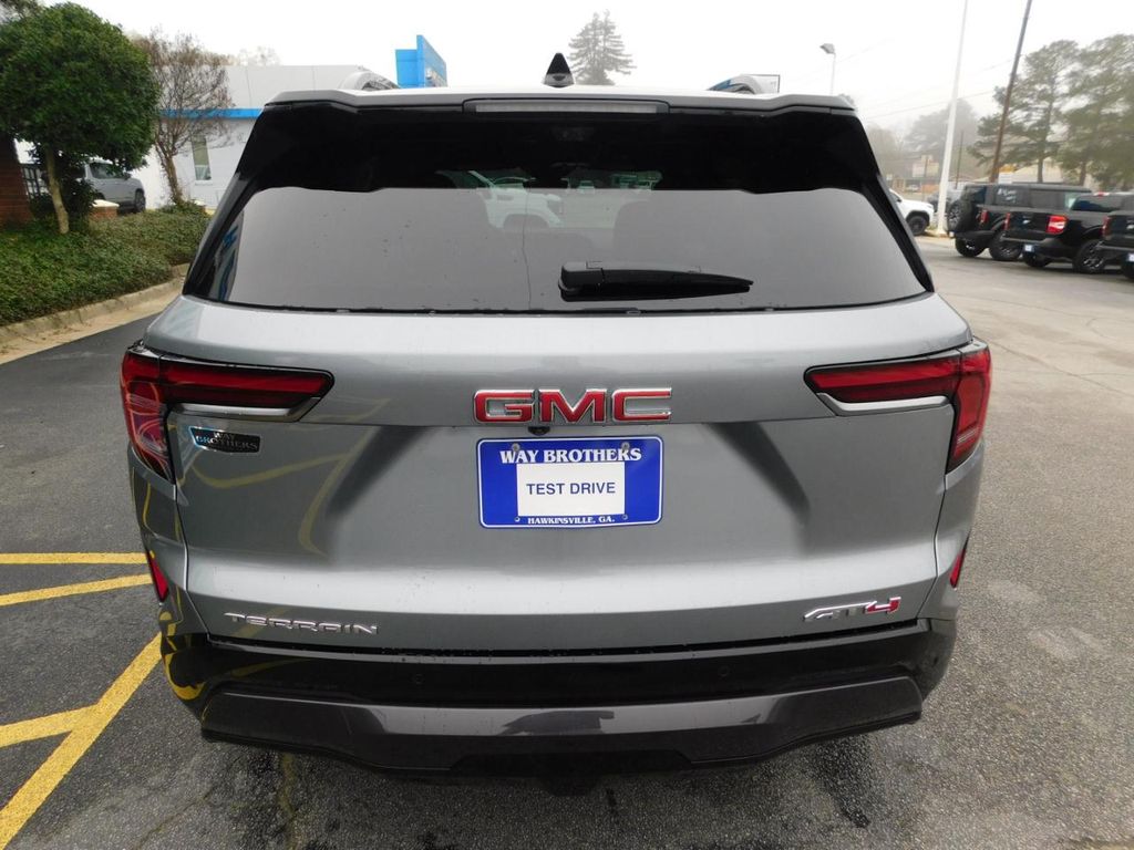 2026 GMC Terrain AT4 - Photo 7