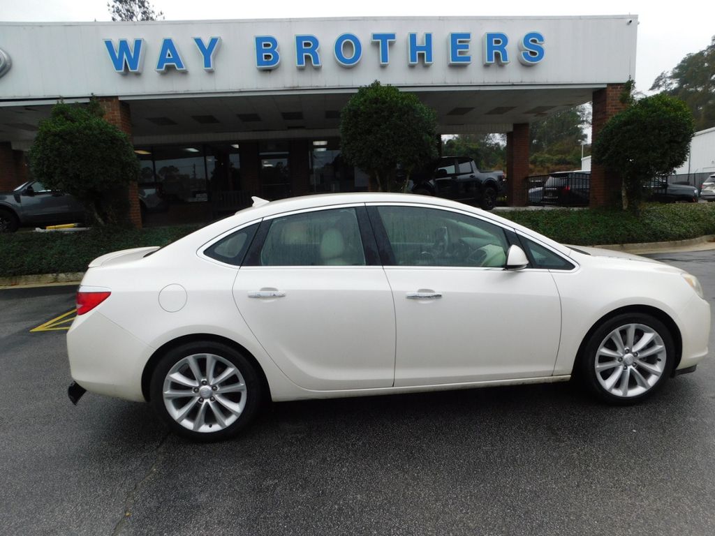 2013 Buick Verano 1SL's photo