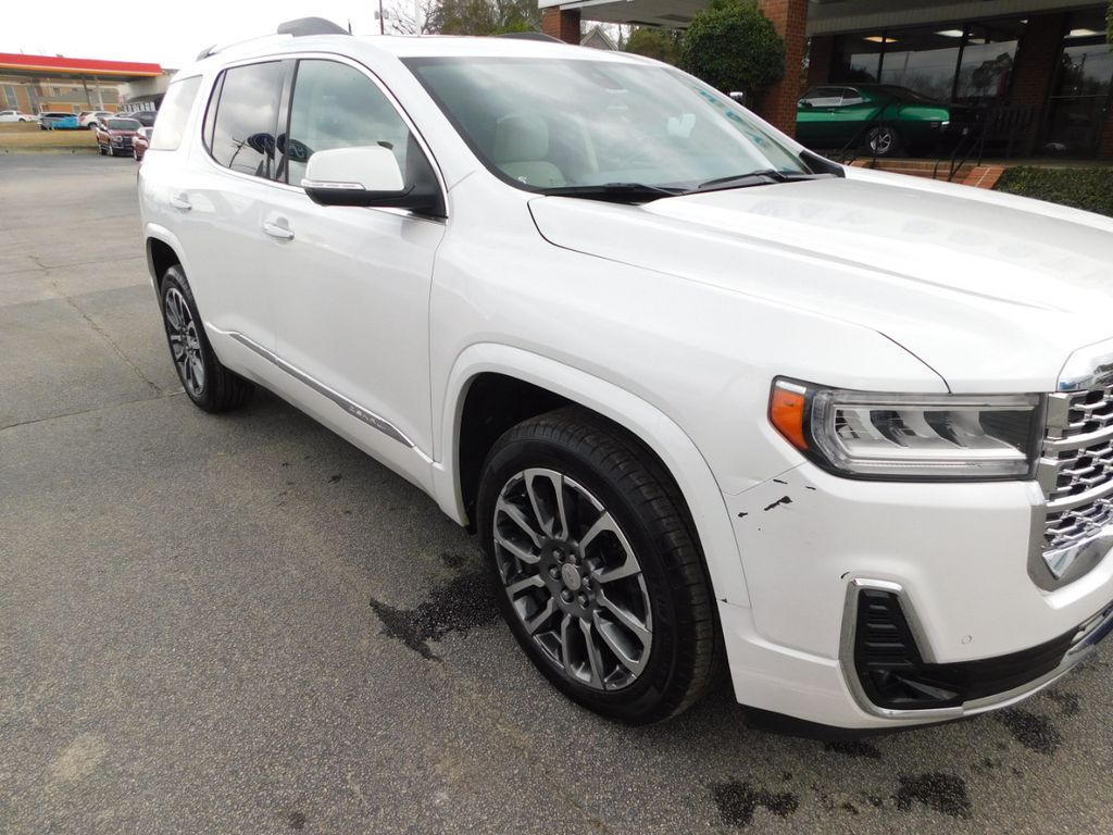 2022 Gmc Acadia Denali photo 2