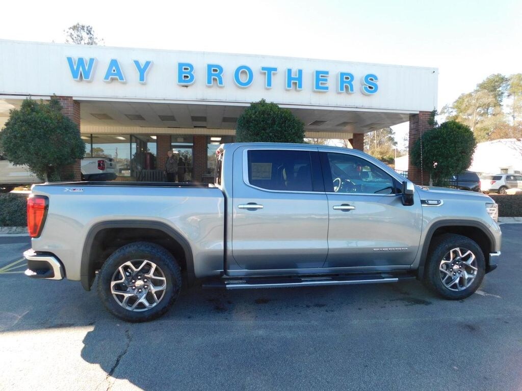 New 2026 GMC Sierra 1500 SLT Truck
