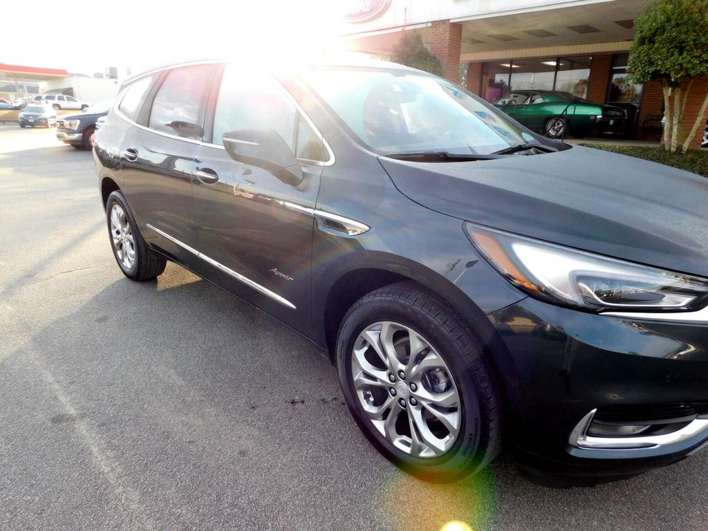 Used 2021 Buick Enclave Avenir with VIN 5GAERDKW6MJ131147 for sale in Hawkinsville, GA