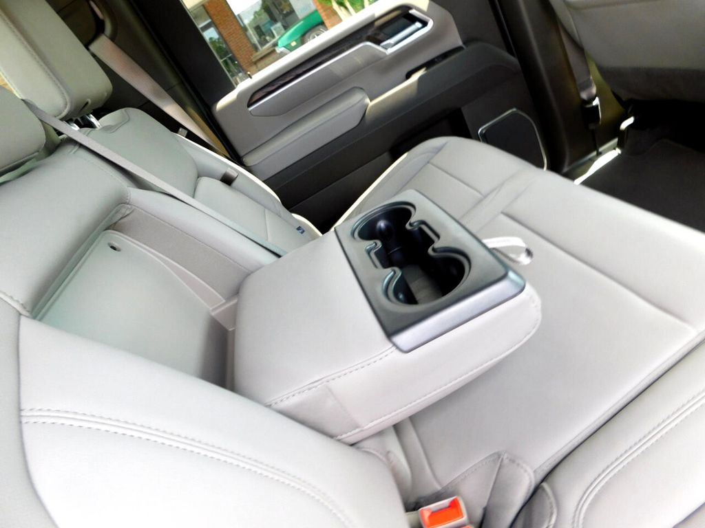 2025 GMC Sierra 2500HD SLT - Photo 19