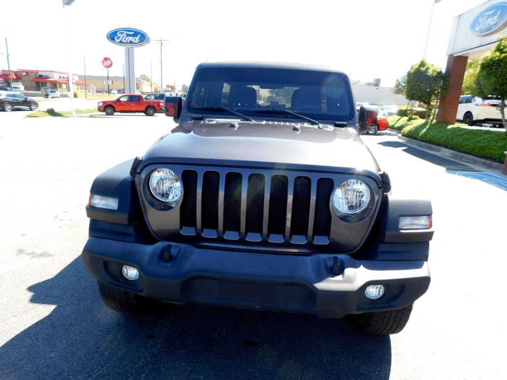 2019 Jeep Wrangler Unlimited Sport S photo 3