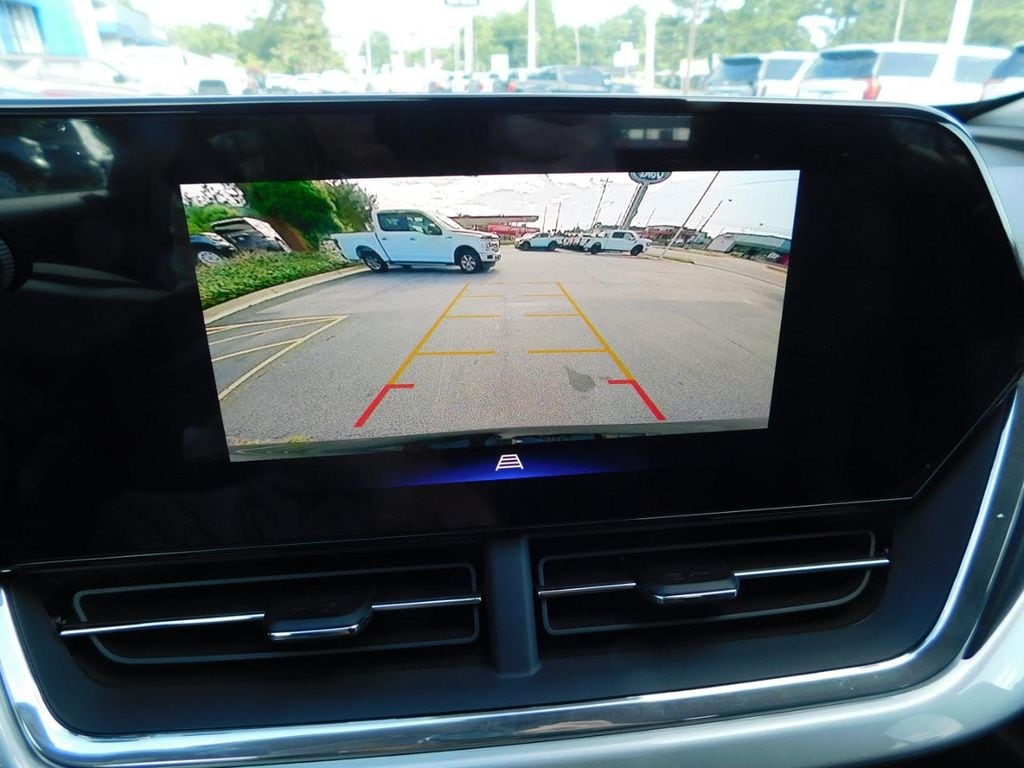 2026 Chevrolet Trax LT - Photo 32