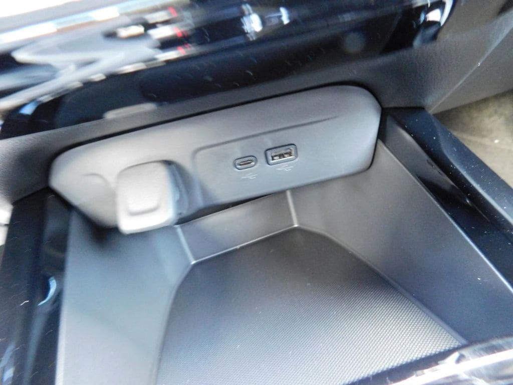 2026 Chevrolet Trax LT - Photo 35