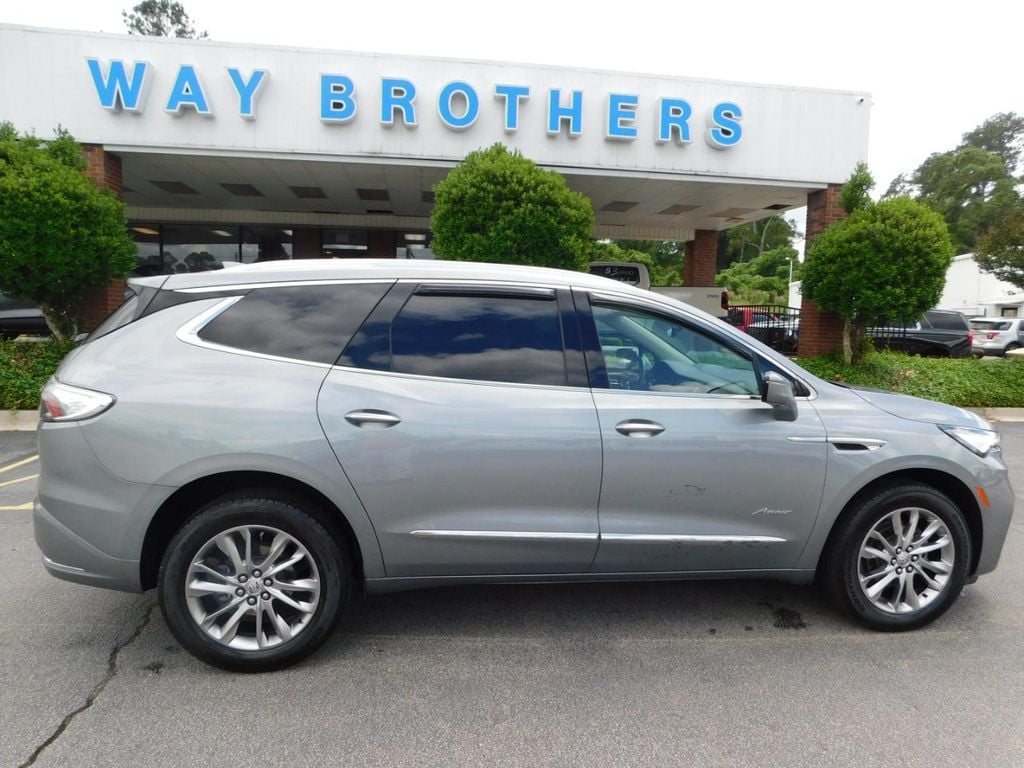 2023 Buick Enclave SUV 