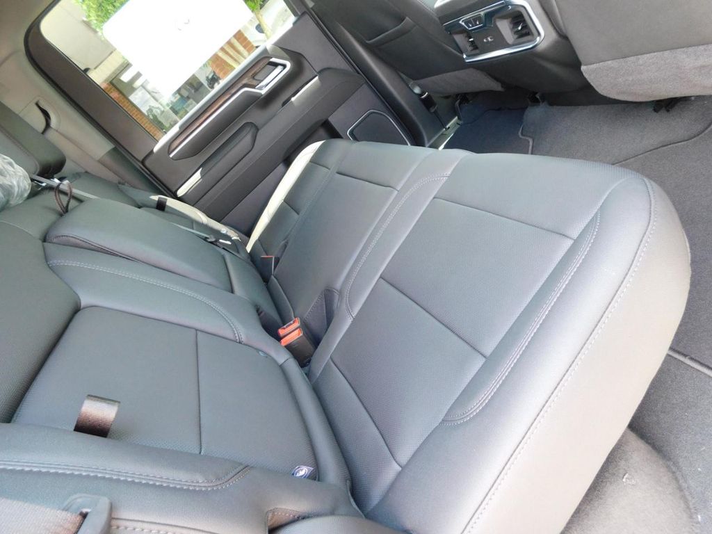 2026 GMC Sierra 2500HD SLT - Photo 17