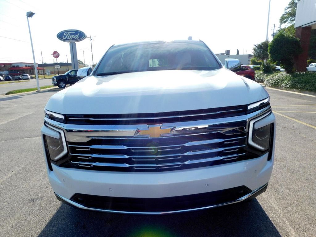 2025 Chevrolet Tahoe Premier photo 3