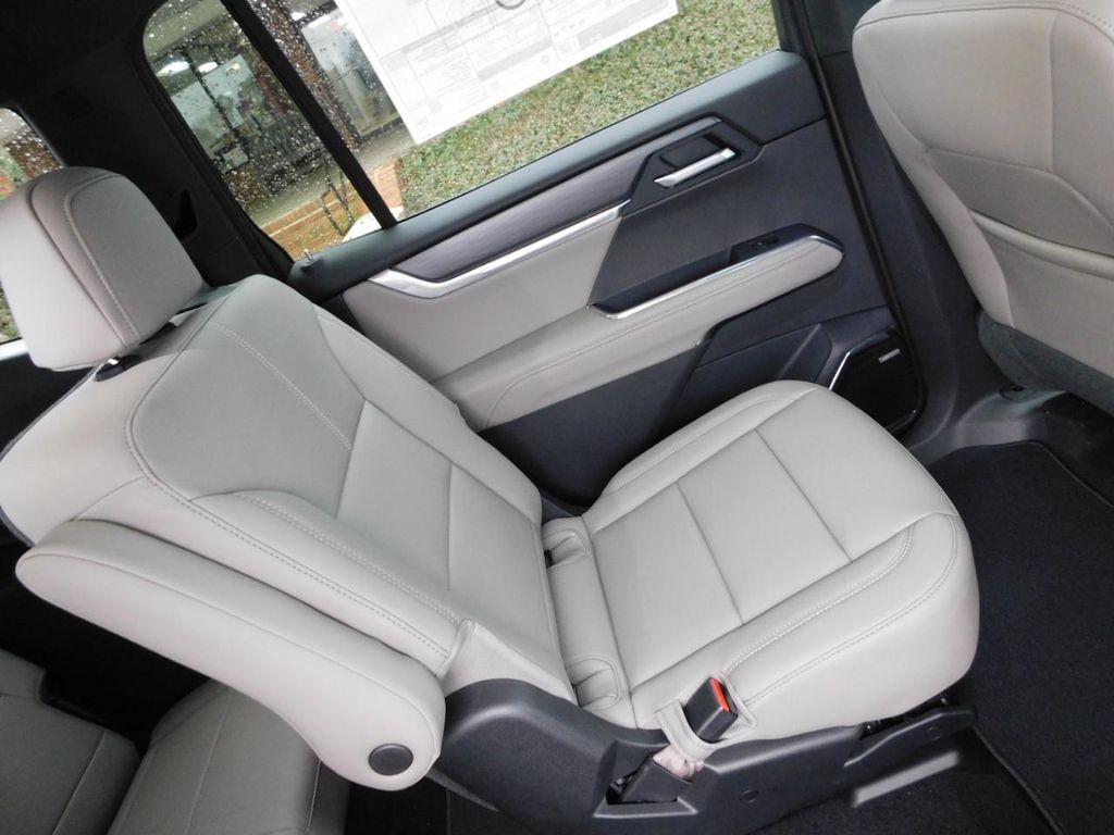 2026 GMC Acadia Elevation - Photo 15