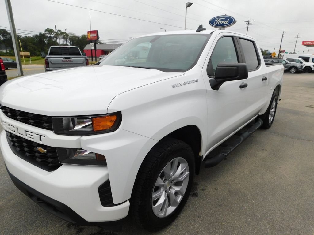 2021 Chevrolet Silverado 1500 Custom photo 4