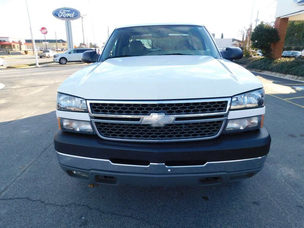 Used 2005 Chevrolet Silverado 2500 HD LS Truck